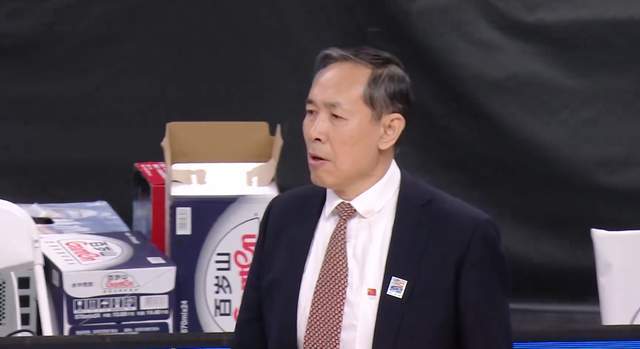 CBA上演巅峰对决，夺冠热门4核心伤缺，老帅恐遭惨败，CCTV5直播